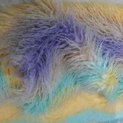 Knitted Backing Technics Long Pile Fur Fabric in Vibrant Colors for Garments or Cushions