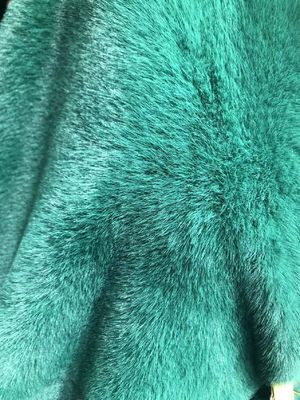 Comfortable Knitted Backing Technics 100% Polyester Faux Fur Fashion Short Fur Fabric