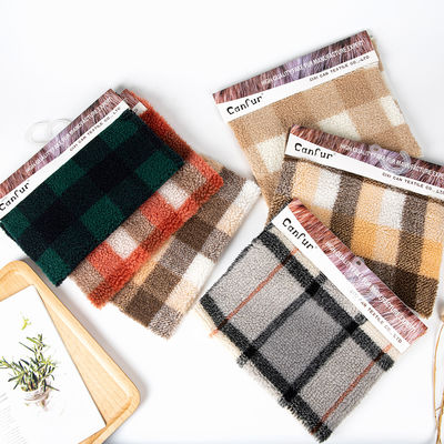 Soft and Insulating 100% Polyester Plaid Sherpa Fleece Fabric for Garments Shell