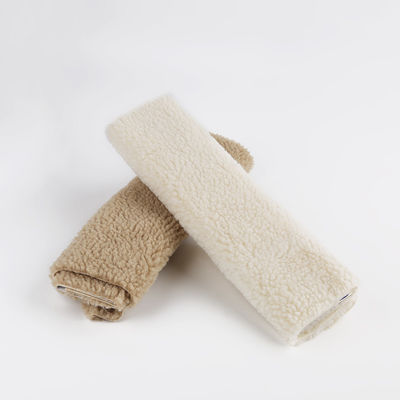 100% Polyester Micro Polar Sheepskin Sherpa Fleece Blanket with Tear-Resistant Material