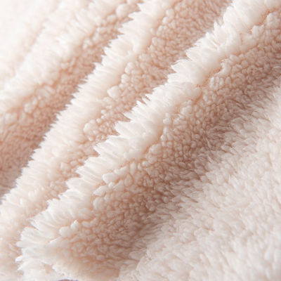 100% Polyester Micro Polar Sheepskin Sherpa Fleece Blanket with Tear-Resistant Material