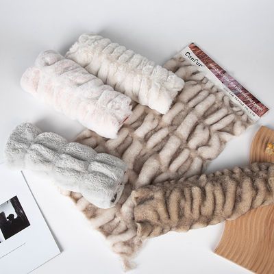 Thick Heavyweight Fabric for Home Textiles Dyed Faux Rabbit Fur 100% Polyester Elastic