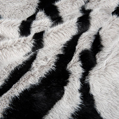 Plush Women's Coat Fabric Long Fair Fur Jacquard Faux Fur for Artificial Density Contact