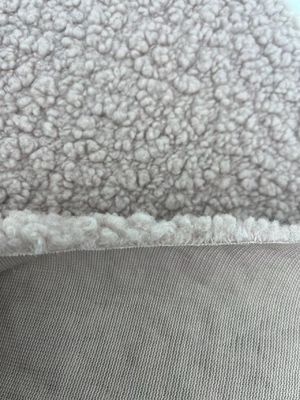 Soft and Durable Knitted Weft Teddy Fleece Fabric for Home Textile/Garments/Toys