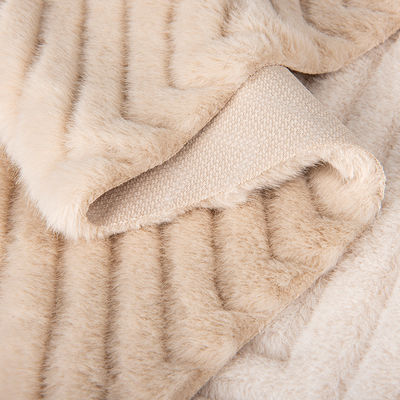 Width 58/60" Custom Color 100% Polyester Brushed Faux Fur Fabric Plush Fabric Free Sample