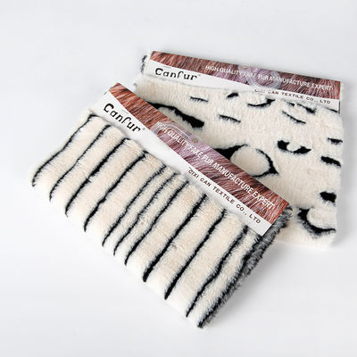 Supersoft Faux Rabbit Mink Fur Short Hair Windproof Rabbit Fur Fabric with Soft Hand Feeling