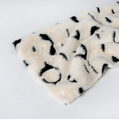Supersoft Faux Rabbit Mink Fur Short Hair Windproof Rabbit Fur Fabric with Soft Hand Feeling